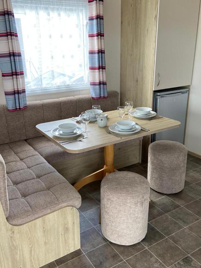 Lizard ,Mullion Holiday Caravan Exterior foto
